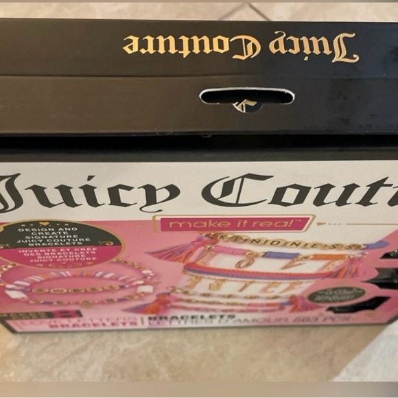 ™ Juicy Couture DIY Chains & Charms Kit - Picture 8 of 9